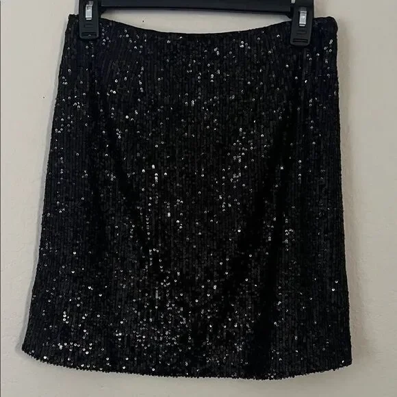 NWT Banana Republic Elegant Black Sequin Skirt in Size 2
