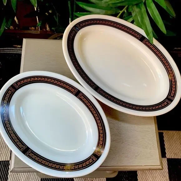 2 Pyrex Serving Plates Gold & Black Fleur De Lis Pattern Trim on White Ceramic