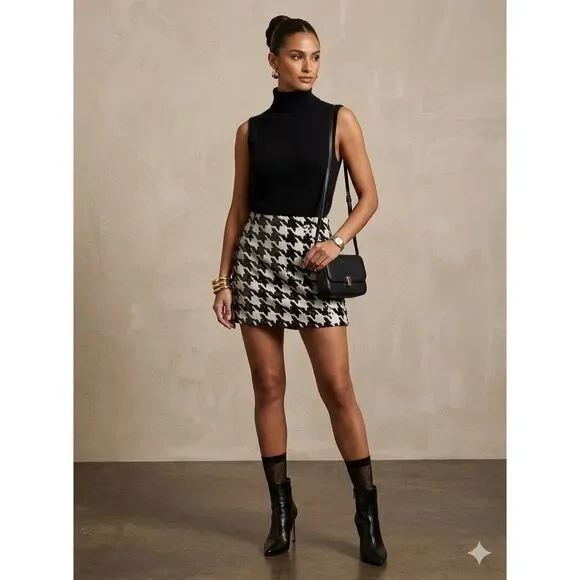 ZARA Black & White Sequined Houndstooth Mini Skirt Size L