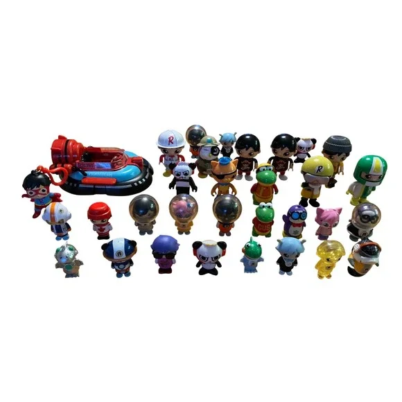 Ryan's World Mystery Figure‎ Lot of 31 with spaceship & rocket ship figures