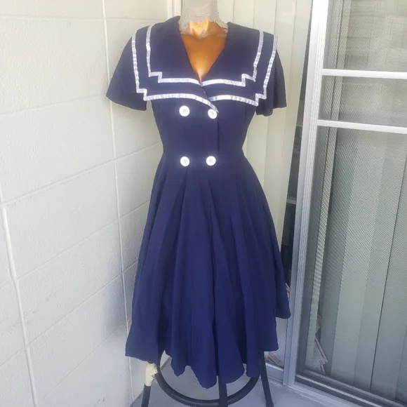 Queen of Holloway vintage nautical navy dress circle skirt dress M