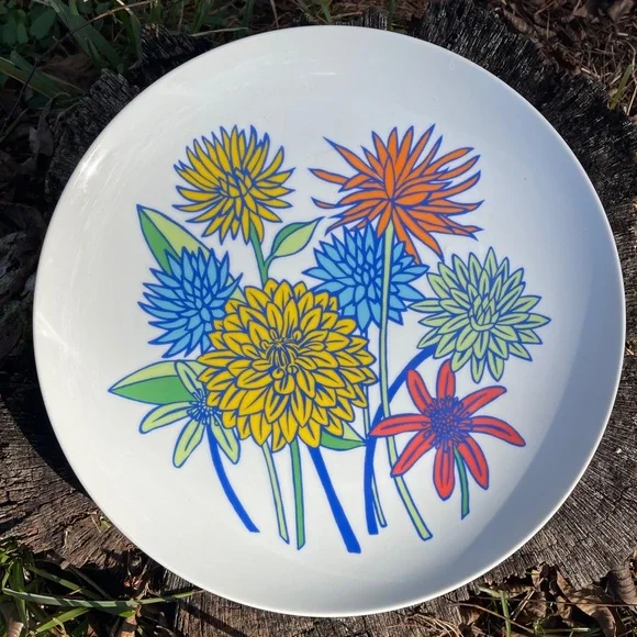 Xanadu Tuscany chrysanthemum floral MCM round 12” serving platter.