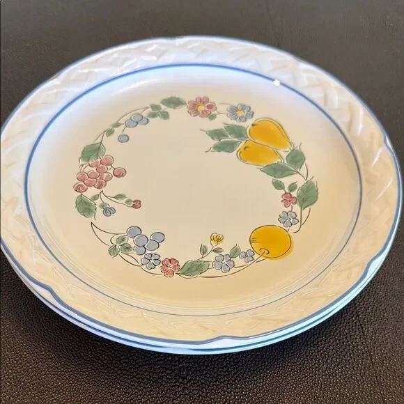 Vina Fera Elegant Yellow and Blue Dinnerware Plate