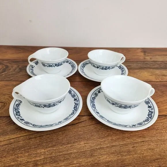 Vintage Corelle Tea Cup and Saucer Plate Old Town Blue Floral Pattern: Set of 8