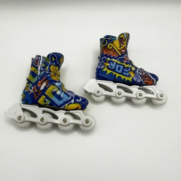 1‎ Pair Mini Finger Shoes Cool Mini Skate Shoes Mini Finger Roller Skates