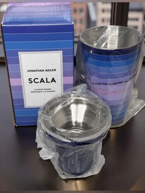 Jonathan Adler Striped Blue Gradient Cocktail Shaker MSRP 180$ men’s gift