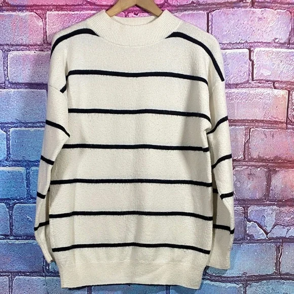 A New Day Striped Knit Sweater Women’s XS White Black