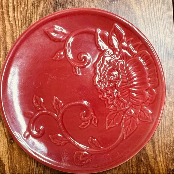 Diamond Red by Jaclyn Smith Today Set of 2 Discontinued Vintage Salad Plates