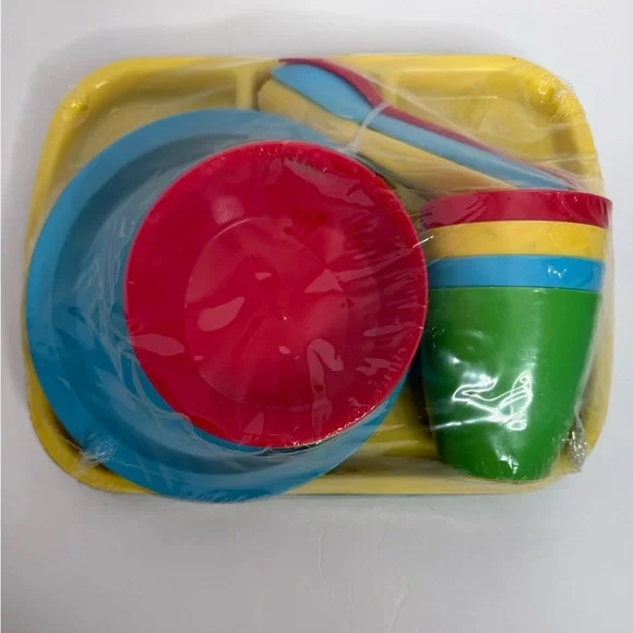 Mainstays Kids Vibrant Tableware Set