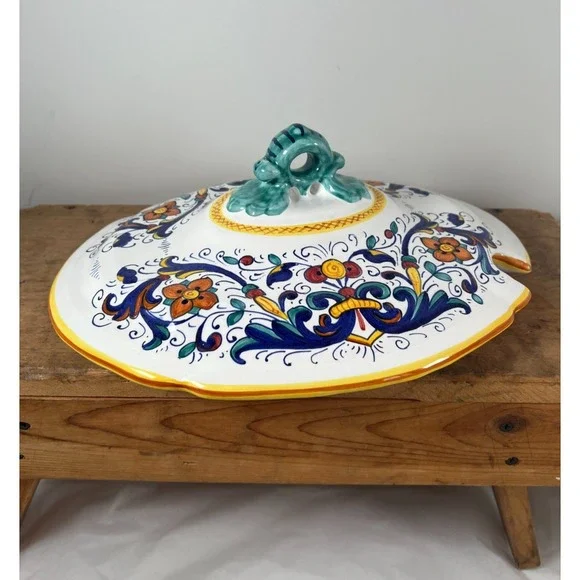 Ricco‎ Deruta Pattern ITALY Hand Painted Ceramic Soup Tureen LID ONLY