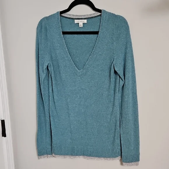 Banana Republic Women's Teal Double Trim V-Neck Italian Yarn Y2K Sweater
