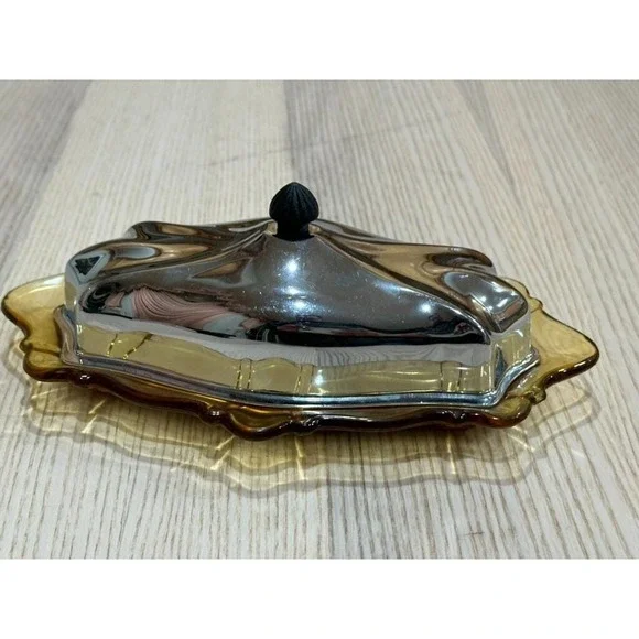 Anchor Hocking Oval Amber Covered Butter Dish With Scalloped Edges MCM