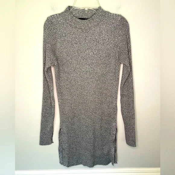 Top Shop Size 4 Gray Knit Long Sleeve Mock Neck Long Sweater