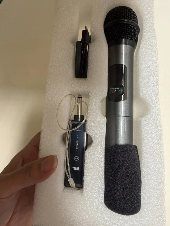 Wireless Handheld Microphone - Gray