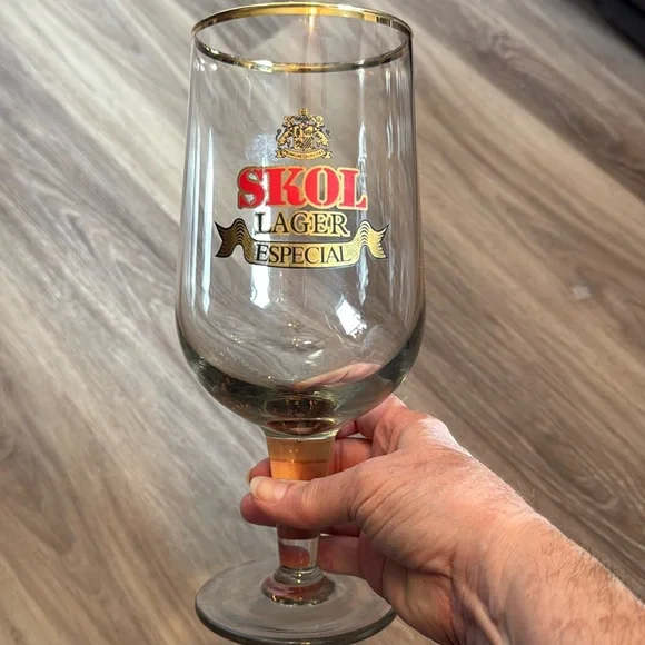 Vintage Lager Especial Collector Glass Goblet