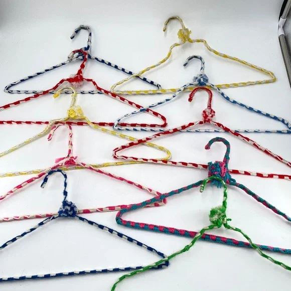 Vtg Crochet Yarn Covered Hangers Pom PomsSturdy Double Wire Anti Slip Boho (a)