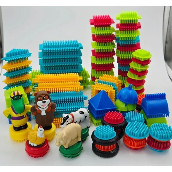 Vintage Bristle Blocks Building Set Animal Figures Colorful 82+ Pieces