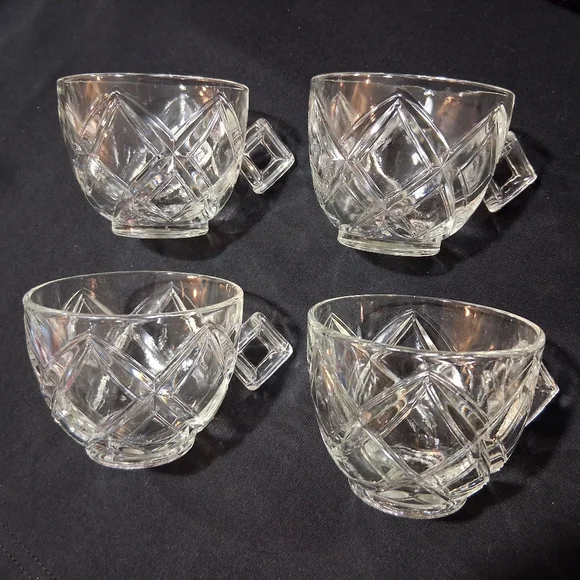 Vintage Colony Diamond Block Lattice Clear Glass Teacups Punch Pitman-Dreitzer