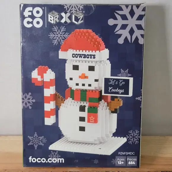 NFL FOCO Dallas Cowboys Snowman Brxlz 5