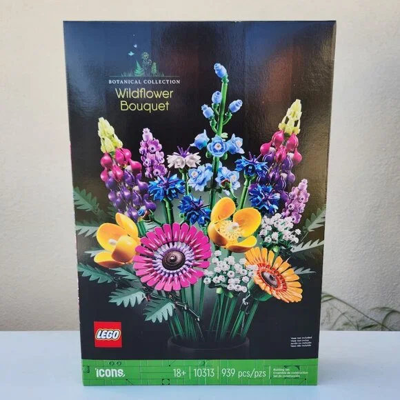 LEGO 10313 Botanicals Artificial Wildflower Bouquet Fake Flowers Building Set To
