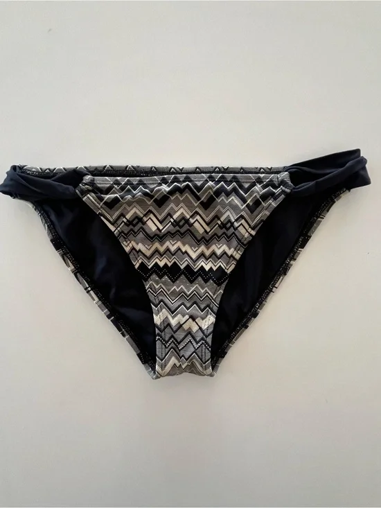 L*Space Black Chevron Geometric Taboo Loop Sides Full Cut Bikini Bottoms Size M