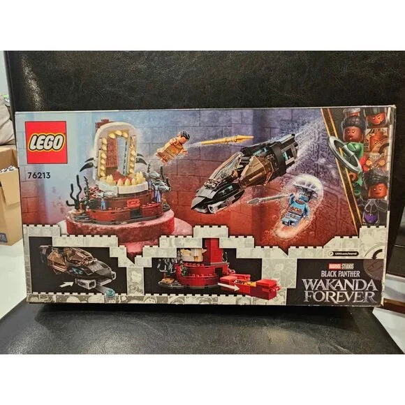 LEGO Marvel King Namor's Throne Room (76213) building set.