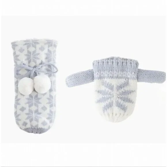 Chic & Tonic Cozy Coozie and Wine Bag Set Wintery Snowflake Design New OOS