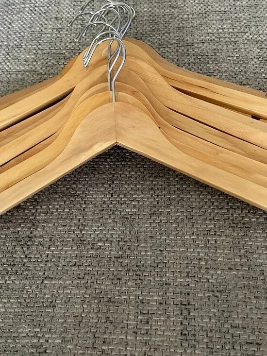 Set of 10 Natural Wood Clothes Hangers Notched Shoulders Metal Hooks Boutique