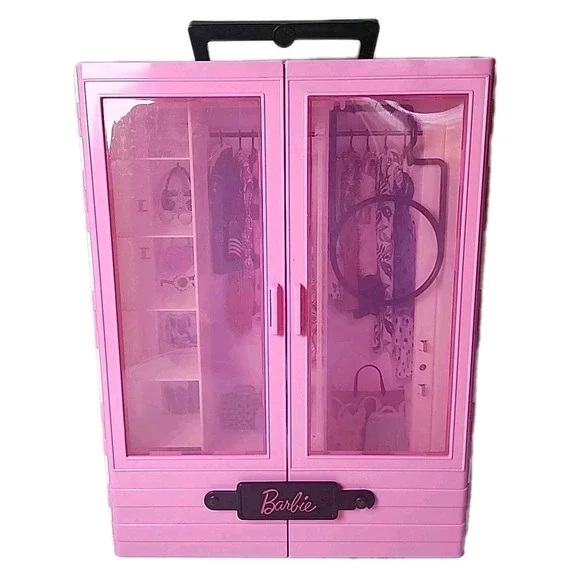 Barbie Pink Ultimate Closet Wardrobe  2018 Carrying Case Suitcase Portable 11x13