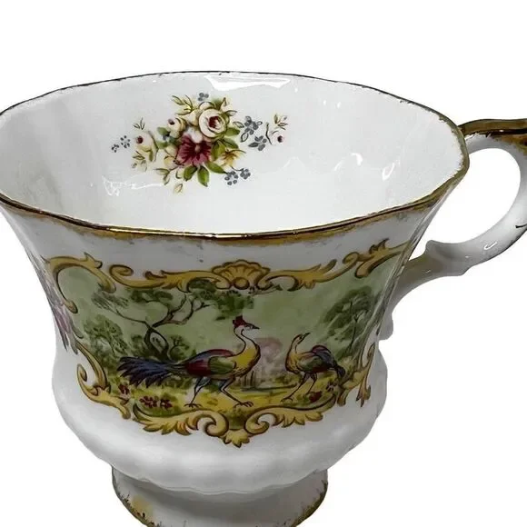 Paragon vintage chippendale E bone China tea cup only