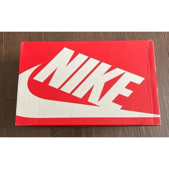 Nike empty shoe box‎