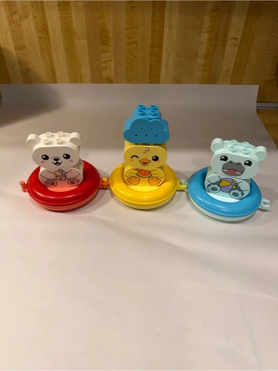Duplo Lego Animal Stackable Bath Toy Set - Red, Yellow & Blue