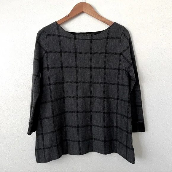 TAHARI Merino Wool Boxtop Sweater Size M