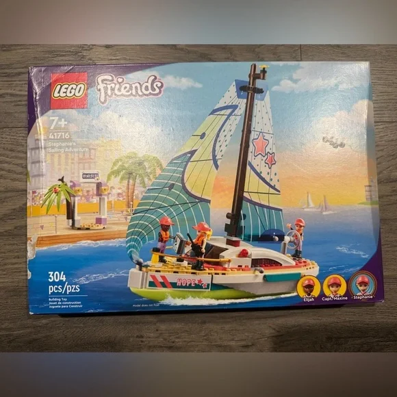 NIB 41716 LEGO Friends Stephanie’s Sailing Adventure RETIRED
