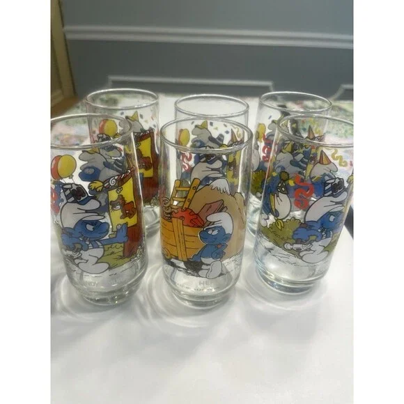 6 Vintage Collectible Smurfs Drinking Glasses Hardee's PEYO 1983 1982 Tumblers