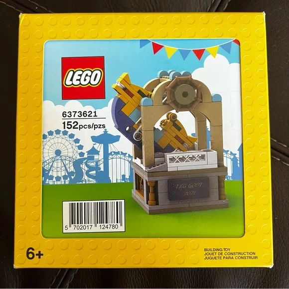 LEGO VIP Exclusive Swing Ship Ride Set 6373621 (152 Pieces), NIB