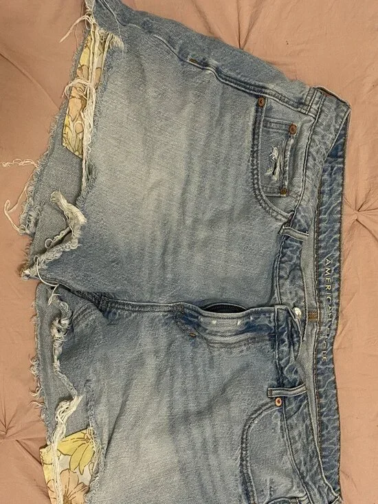 Floral Pocket-Lined Denim Shorts