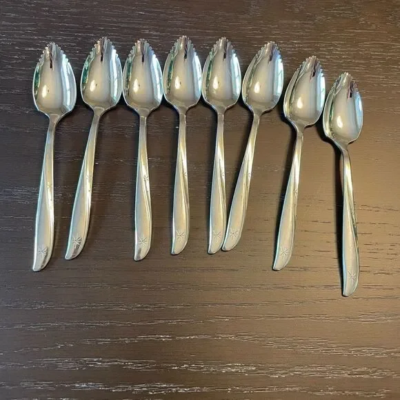 Oneida Community Vintage Starburst Grapefruit Spoons set of 8!