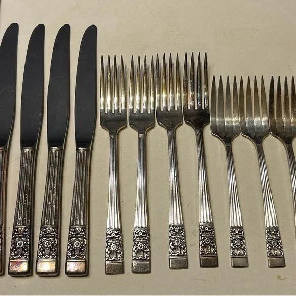 Vintage Oneida Silver Community Cutlery Set