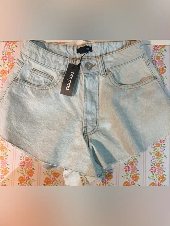 Boohoo Light Wash Denim Shorts