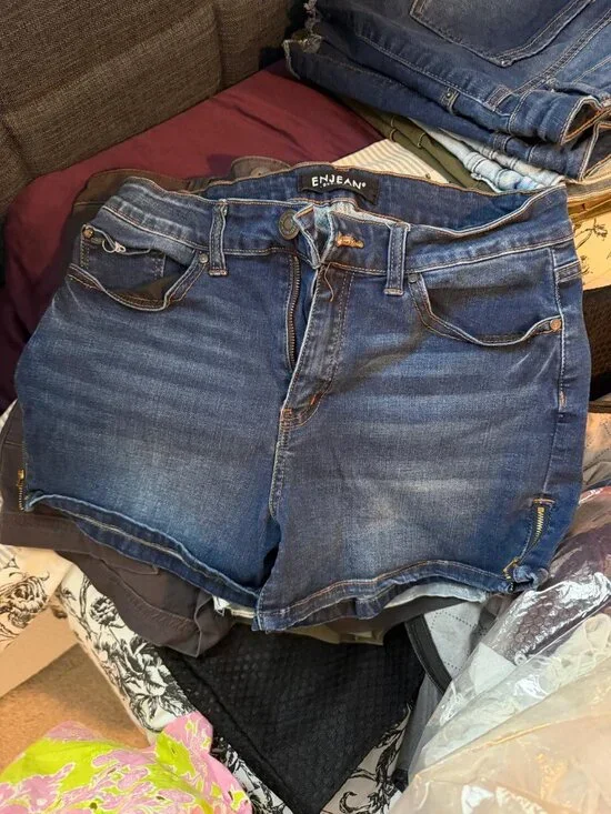 ENJEAN Denim Shorts in Dark Blue