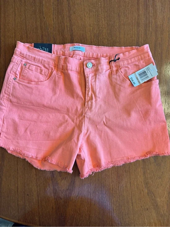 Kensie Coral Cutoff Denim Shorts