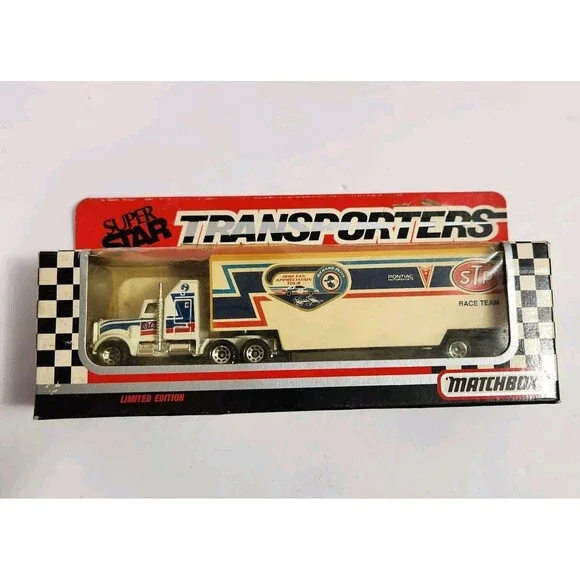 1992 Super Star Transporters Matchbox Richard Petty STP Limited Edition