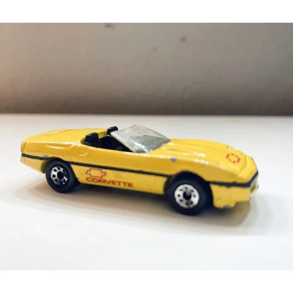 1987 Matchbox Yellow Chevrolet Chevy Corvette Roadster Convertible‎ 1/56 Macau
