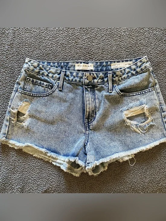 Bullhead Denim Co distressed denim jean shorts