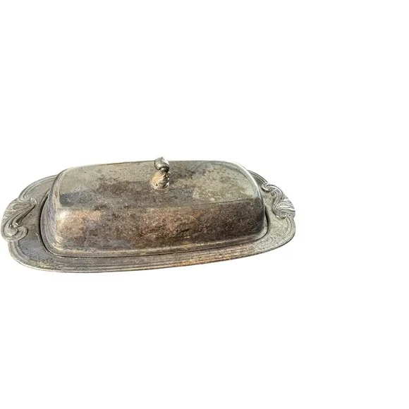 Vintage Wm A‎ Rogers Oneida Silverplate Covered Butter Dish