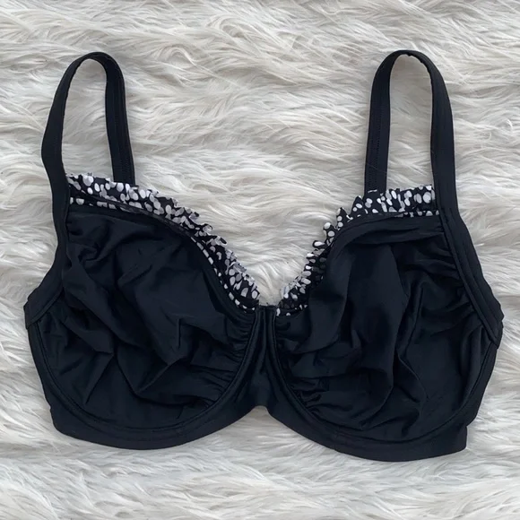 Christina | DDD Bikini Top
