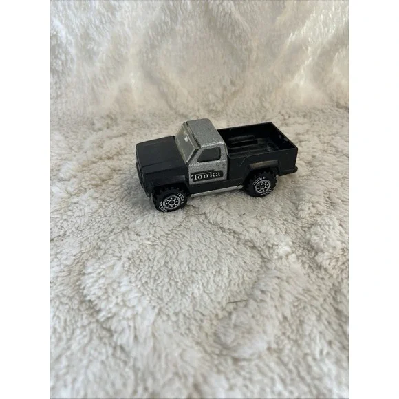 Vintage 1978 Tonka Truck Pickup Made In USA Black And Silver. Plastic And Metal