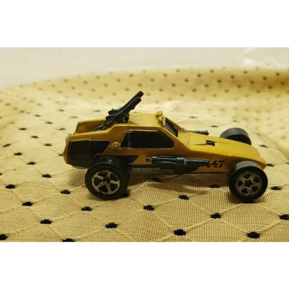 1982 Hotwheels Gunner Enforcer 447 gold metalflake Vintage