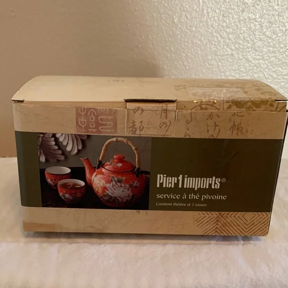 Pier 1 imports Peony teapot (No cups; in original box)
